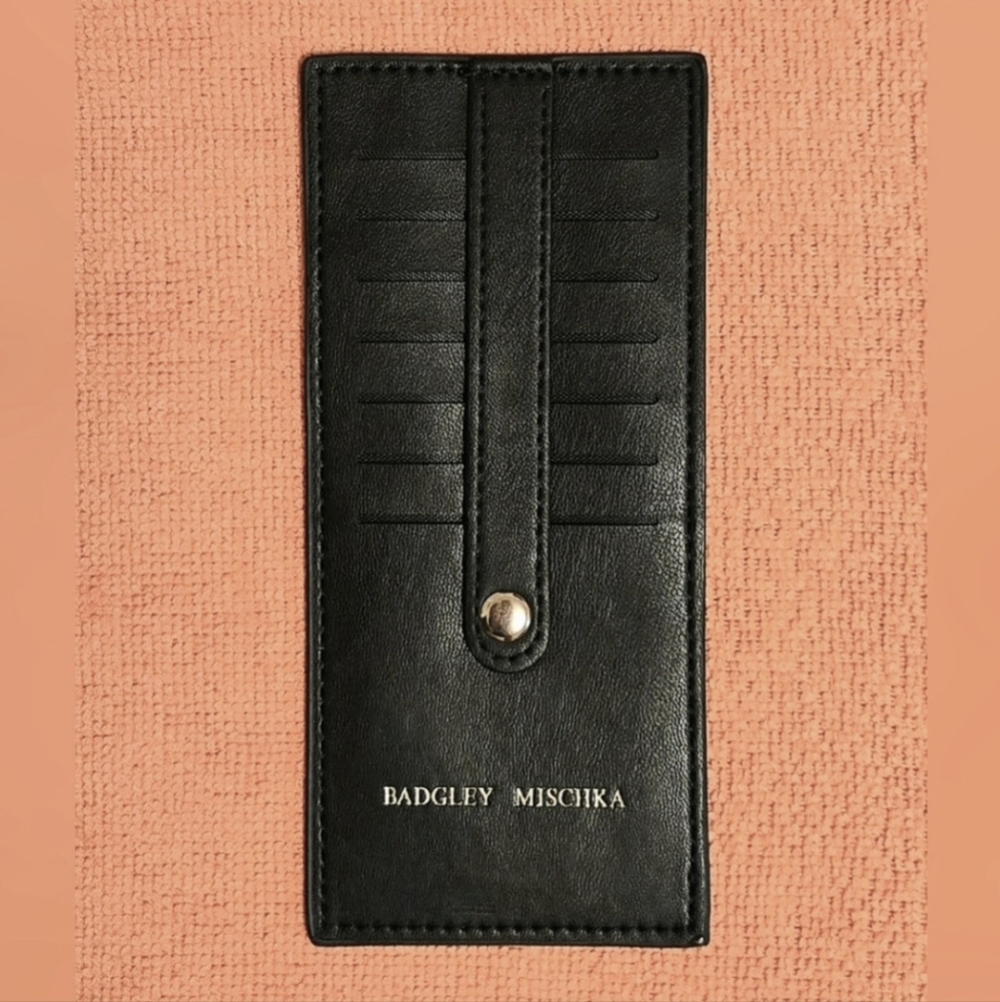 Badgley Mischka 7 Slot Card Holder - NWOT
